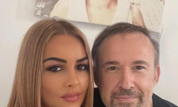 Γιάννης Παπαμιχαήλ: Αποκαλυπτικές εικόνες με τη σύζυγό του από την τοποθεσία γυρισμάτων της ταινίας «Το δόλωμα»
