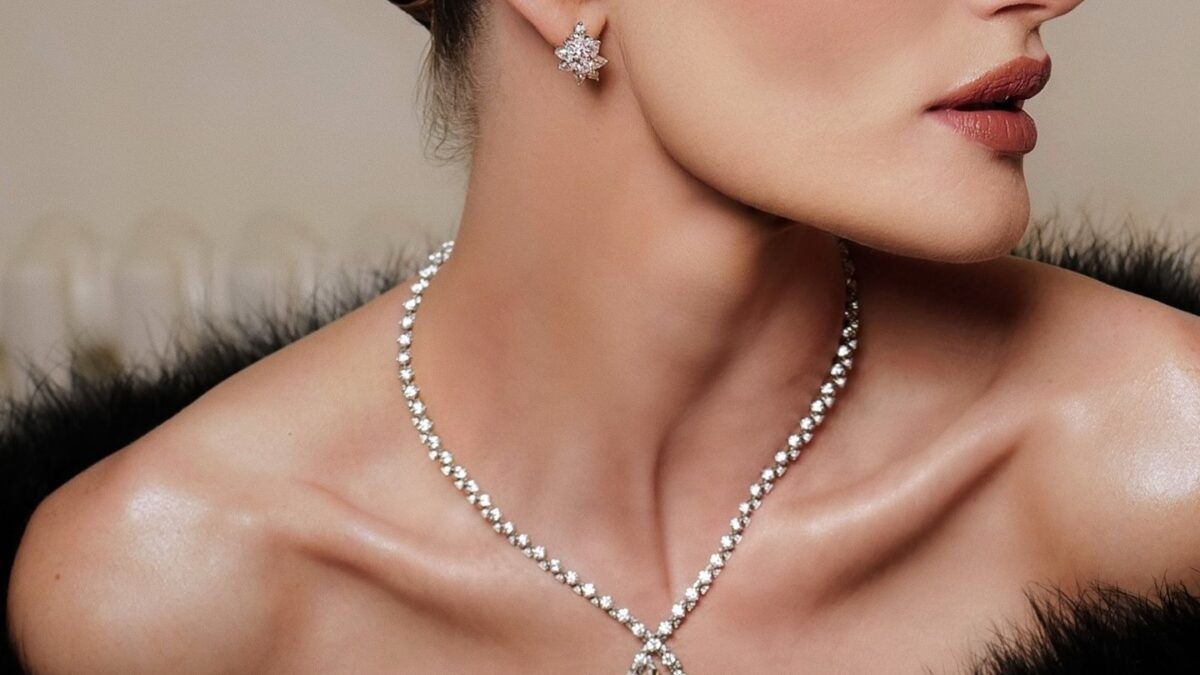 Neck Botox: Η αλήθεια πίσω από τη θεραπεία (και η αποτελεσματικότητά της)