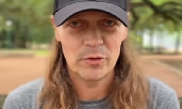 Μπραντ Άρνολντ: «Ο καρκίνος είναι στο τέταρτο στάδιο, δεν λυγίζω» – Η συγκλονιστική εξομολόγηση του τραγουδιστή των «3 Doors Down»