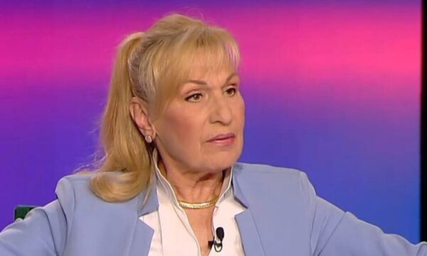 Σόφη Ζαννίνου: «Βίωσα έντονες συγκρούσεις με τον πατέρα μου, ήταν εξαιρετικά αυστηρός»