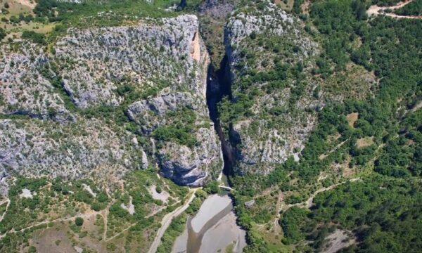 Ανακαλύψτε το… Grand Canyon της Μακεδονίας, μόλις δύο ώρες από τη Θεσσαλονίκη