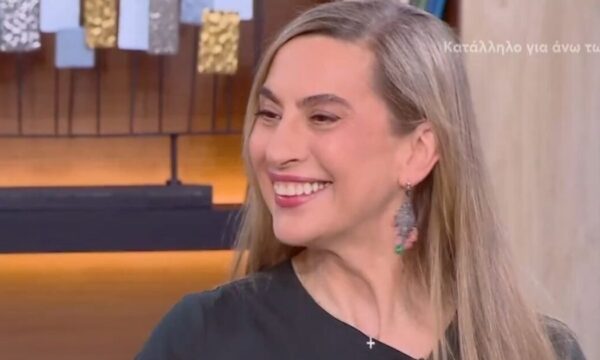 Βίκυ Βολιώτη: «Είμαι παράφορα ερωτευμένη με την κόρη μου – Ονειρεύομαι να γίνω ξανά μαμά»