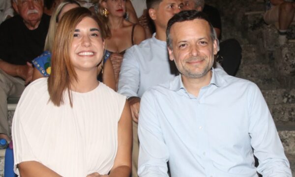 Χάρης Δούκας: Το συγκινητικό μήνυμα της συζύγου του για τα γενέθλιά του – «Χρόνια πολλά στον άντρα της ζωής μου»