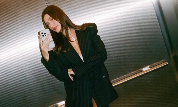 Hailey Bieber: Παραχώρησε το beauty brand της έναντι αστρονομικού ποσού