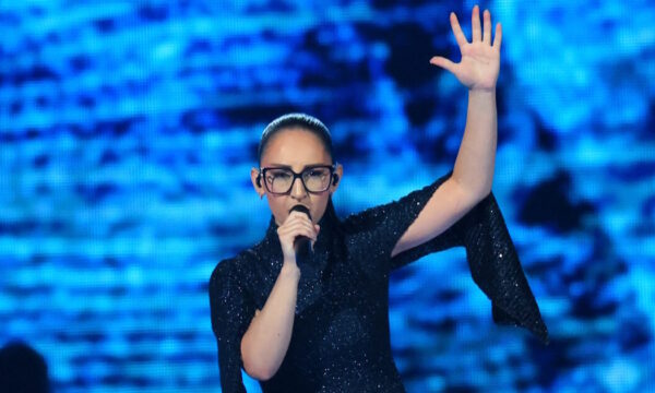 Eurovision 2025: Φρενίτιδα για την Klavdia – Οι επώνυμοι Έλληνες που πλημμύρισαν με αγάπη την «Αστερομάτα»