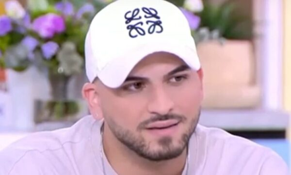 Στέλιος Λεγάκης: «Ακύρωσα τον γάμο μου την τελευταία στιγμή, η μητέρα μου το είχε προβλέψει στον καφέ»