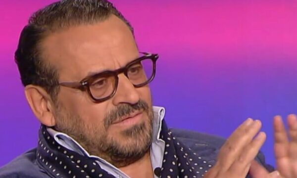 Βασίλης Ζούλιας: «Η μόνη διέξοδος ήταν ο θάνατος – Γλίστρησα από την αγκαλιά της μητέρας μου και βυθίστηκα στο κενό»