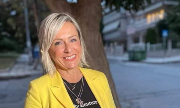 Σούζυ Καζαντζίδου: Η κόρη της εξομολογείται – «Πολλές φορές έβγαινε από τη χημειοθεραπεία της και έσπευδε να συναντήσει τον Βασίλη Καρρά»