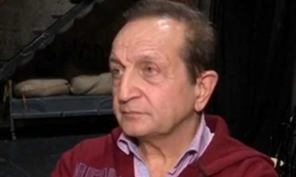 Σπύρος Μπιμπίλας: «Έχω αποτύχει στις σχέσεις μου, αν ο σύντροφος δεν είναι μονογαμικός το πράγμα καταρρέει»