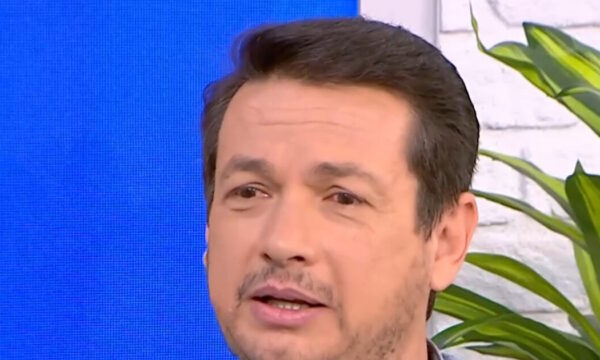 «Κόλαφος» ο Σταύρος Νικολαΐδης για Big Brother: «Αηδιάζω που εκθέτουμε ανθρώπους σε ένα σπίτι, στο βωμό του κέρδους»