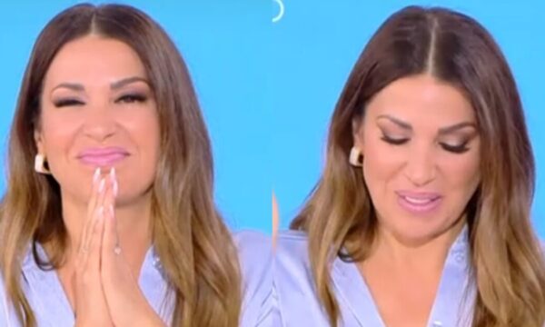 Ελένη Χατζίδου: Κατέρρευσε συγκινημένη on air – «Θεέ μου, πόση συγκίνηση μπορούμε να αντέξουμε;»