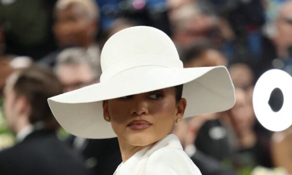 Zendaya: Στο Met Gala έλαμψε με τέλεια nude χείλη – Αποκαλύπτουμε τα μυστικά προϊόντα του make up artist