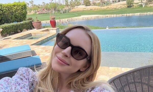 Επιτέλους η Lindsay Lohan αποκαλύπτει τα μυστικά ομορφιάς της