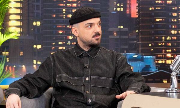 APON: «Δεν με εκπλήσσει τίποτα στον καλλιτεχνικό χώρο, όταν δω κάτι που με κάνει να νιώσω άβολα, απλά απομακρύνομαι»