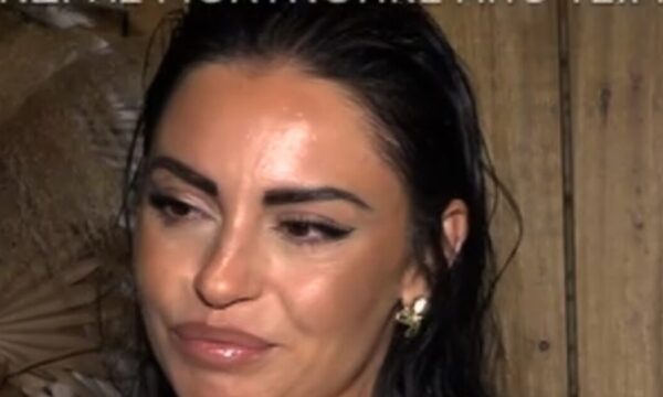 Δήμητρα Αλεξανδράκη για Δημήτρη Αλεξάνδρου: «Αν δε θέλει να ασχολούνται με τη προσωπική του ζωή, να μη εμφανίζεται σε event, μόνο σε camping»