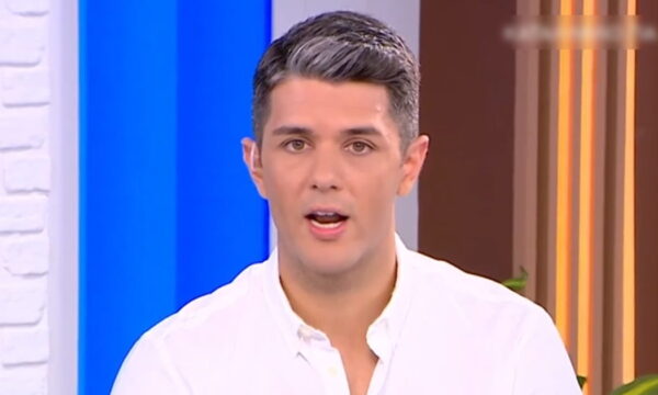 Δημήτρης Πανόπουλος: «Χωρίς δέκτη το χιούμορ καταντά σαχλαμάρα» – Η ηχηρή απάντηση στην Γερμανού