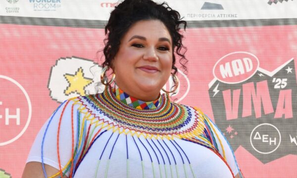 MAD VMA 2025: Η εντυπωσιακή παρουσία της Αφροδίτης Γεροκωνσταντή στον όγδοο μήνα της εγκυμοσύνης της
