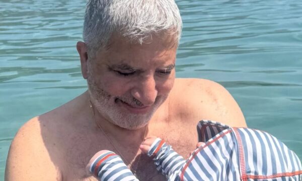 Γιώργος Πατούλης: Το πρώτο μαγικό καλοκαίρι με τον νεογέννητο γιο του – Η συγκινητική αποκάλυψη για τη βάπτιση και το όνομα του μωρού