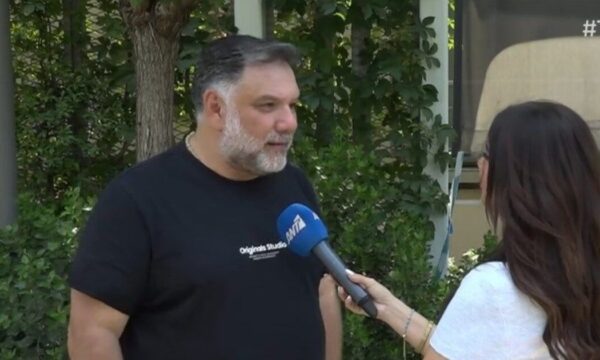 Γρηγόρης Αρναούτογλου αποκαλύπτει για τον 12χρονο γιο του: «Προσπαθώ να μην τον περιορίζω»