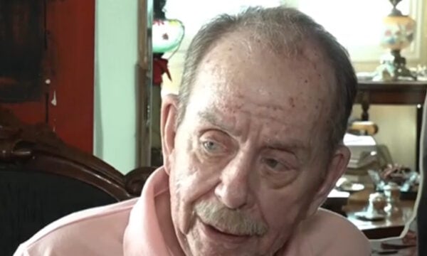 Ηλίας Μαμαλάκης: Το σοκαριστικό ατύχημα στο σπίτι του και η Βέφα Αλεξιάδου – «Ήταν βαθιά δυστυχισμένη»