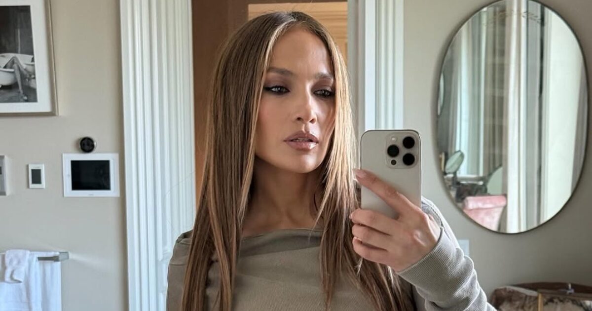 To «bb cream» μανικιούρ της Jennifer Lopez που πρέπει να δοκιμάσεις σήμερα κιόλας