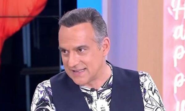 Κρατέρος Κατσούλης: «Αρνούμαι να φανταστώ τη στιγμή που τα παιδιά μου θα δημιουργήσουν τη δική τους οικογένεια»
