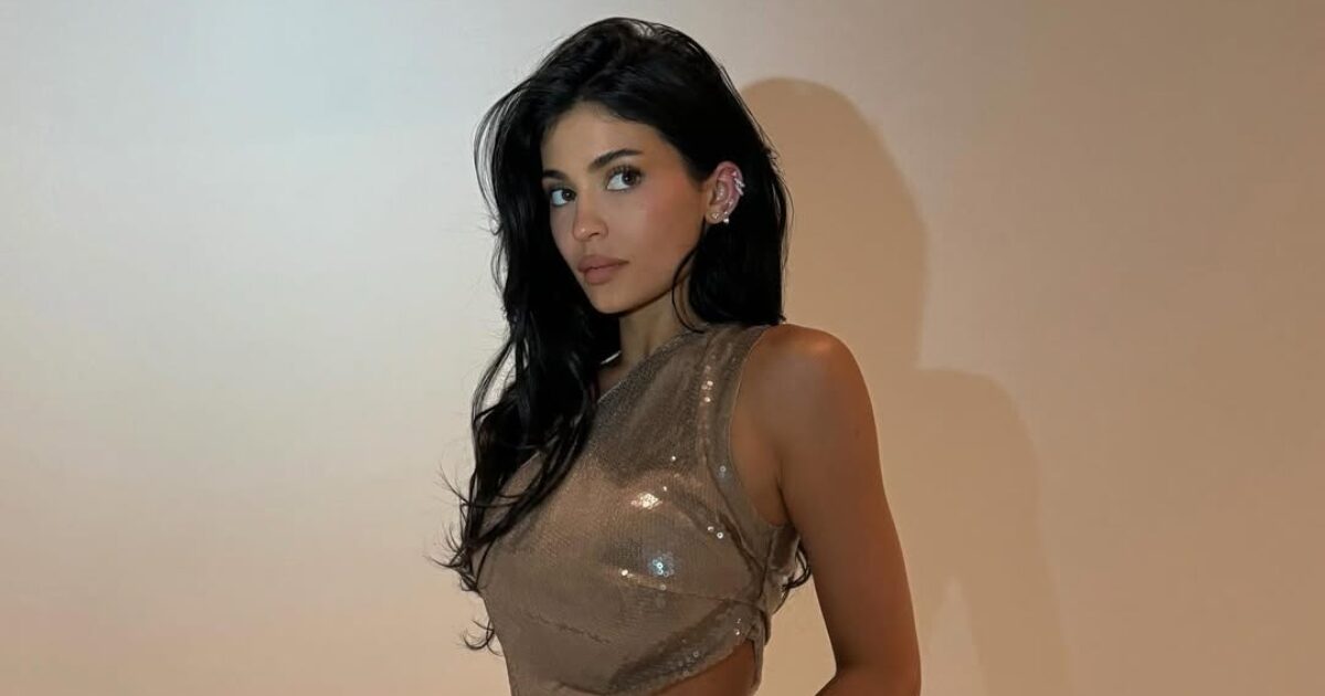 Η Kylie Jenner αποδεικνύει ότι το animal print μανικιούρ είναι hit και το καλοκαίρι