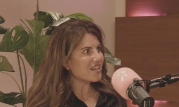 Η Μόνικα Λεβίνσκι σπάει τη σιωπή για τον Μπιλ Κλίντον: «Η σχέση μας είχε μίσος και πάθος – Υπήρξε κατάχρηση εξουσίας»