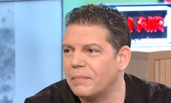 Συγκλονίζει ο Γρηγόρης Μπιθικώτσης: «Ο πατέρας μου έφυγε πριν αναγκαστώ να του αποκαλύψω ότι θα του ακρωτηρίαζαν το πόδι»