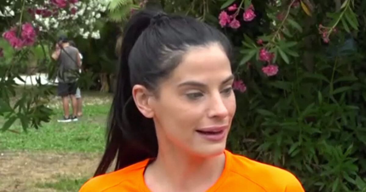 Χριστίνα Μπόμπα: «Τα αυτιά μου παραμένουν κλειστά στην αρνητική κριτική – Δεν είχα ακούσει την άποψη του κυρίου Παπανώτα»