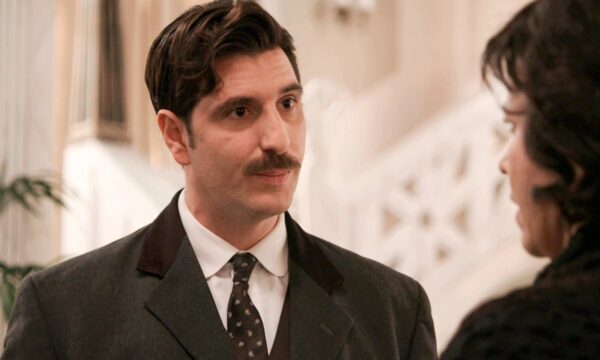 «Grand Hotel»: Ο Ρήγας αντιπαρατίθεται με τη μητέρα του Πέτρου