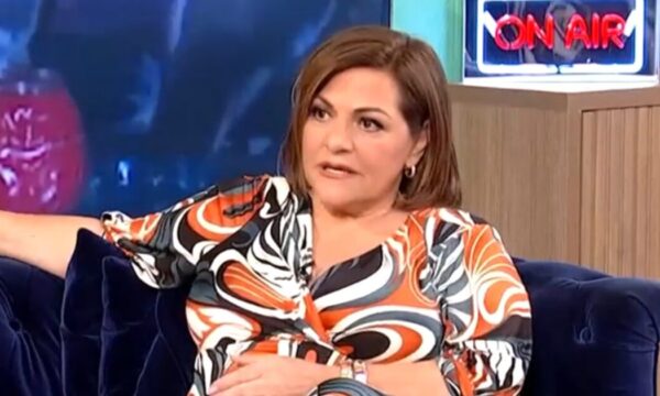 Βίκυ Σταυροπούλου για Δανάη Μπάρκα: «Θαύμασα την αντοχή της σε επιθέσεις – Της έριξαν λάσπη»