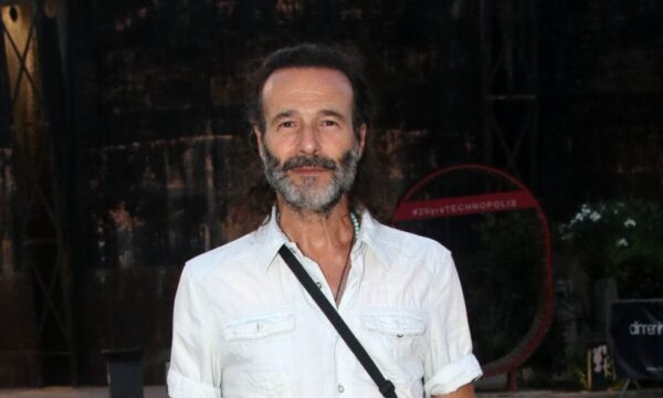 Θανάσης Ευθυμιάδης: «Προσφέρω αυτό το δώρο στον εαυτό μου, σαν αντίδοτο στις εικόνες πολέμου – φόβου και αγωνίας»