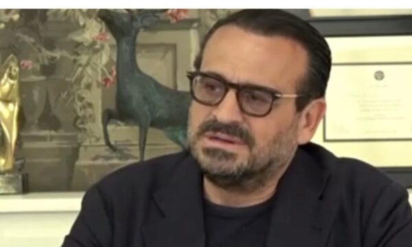 Βασίλης Ζούλιας: Επιτέλους δικαίωση μετά την καταστροφή του ατελιέ του – Η συγκινητική αντίδραση στην κάμερα και το ποσό της αποζημίωσης