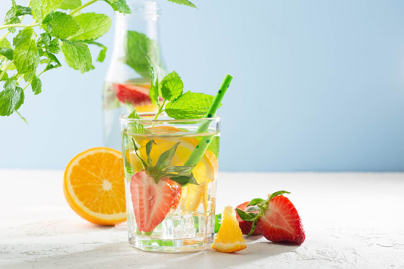 Nερό detox με φρούτα και βότανα