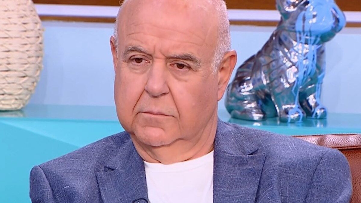 Παύλος Χαϊκάλης αποκαλύπτει για Παπαχαραλάμπους – Φιλιππίδη: «Ήταν γνωστό ότι είχαν σχέση, μου είχε εξομολογηθεί και τεχνικός θεάτρου γι’ αυτό»