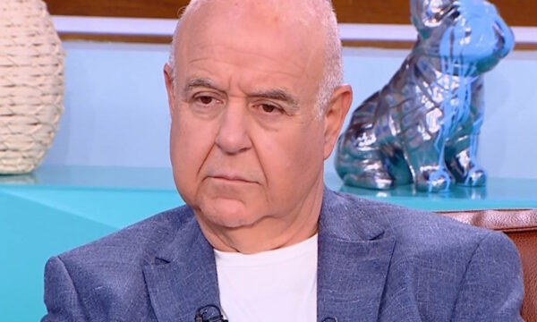 Παύλος Χαϊκάλης αποκαλύπτει για Παπαχαραλάμπους – Φιλιππίδη: «Ήταν γνωστό ότι είχαν σχέση, μου είχε εξομολογηθεί και τεχνικός θεάτρου γι’ αυτό»