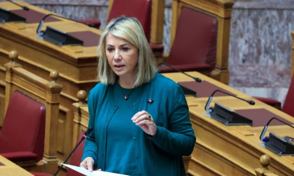 Συνελήφθη δημοσιογράφος που κατηγορείται για εκβιασμό της Ζέττας Μακρή