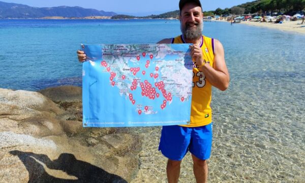 Ο Θεσσαλονικιός που εξερεύνησε όλα τα επισκέψιμα νησιά της Ελλάδας