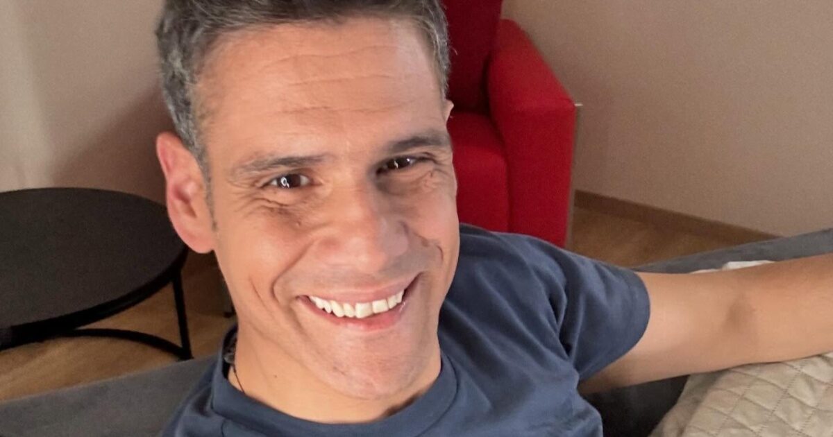 Δημήτρης Ουγγαρέζος: «Για όσους ανησυχούν και τους “αντιπάλους” που πανηγύρισαν ότι καταρρεύσαμε, μόλις ξαναγεννηθήκαμε»