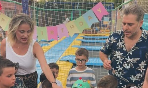 Λένα Δροσάκη – Αλέξανδρος Μπουρδούμης: Η λαμπερή γιορτή για τα πέμπτα γενέθλια του γιου τους