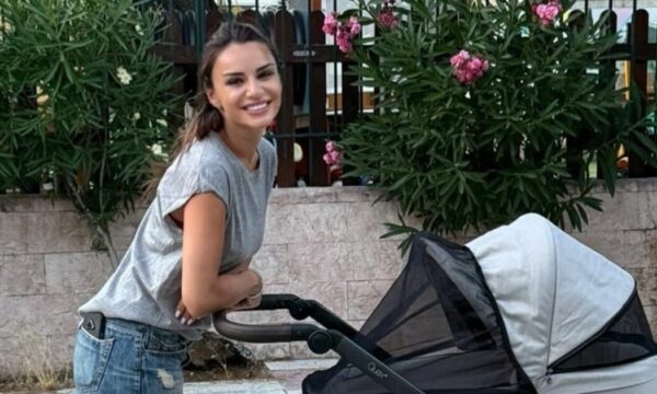Ελένη Τσολάκη: Η συγκινητική ανάρτηση με την τεσσάρων μηνών κόρη της – «Για πάντα»