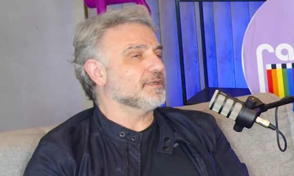 Συγκλονίζει ο Φάνης Μουρατίδης: «Θυμάμαι τη στιγμή που ξύπνησα και είδα το μισό της πρόσωπο μελανιασμένο»