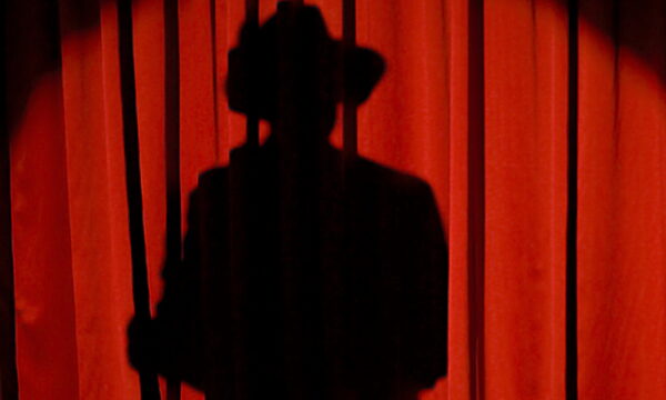 Διάσημος ηθοποιός συνελήφθη μεθυσμένος στο τιμόνι στον Βόλο: Κατέληξε στο Αυτόφωρο