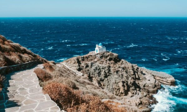 Σίφνος: Το νησί της απόλυτης γαλήνης