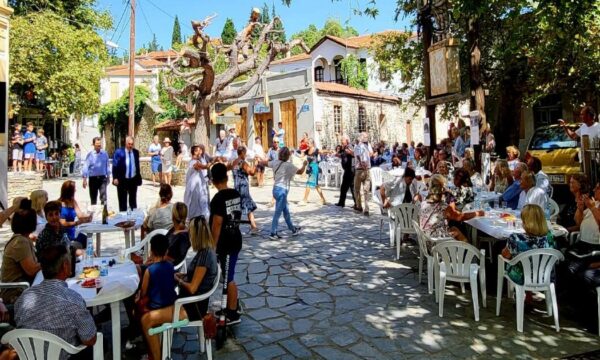Γιορτές και πανηγύρια στη Χαλκιδική που αξίζει να ζήσεις φέτος το καλοκαίρι
