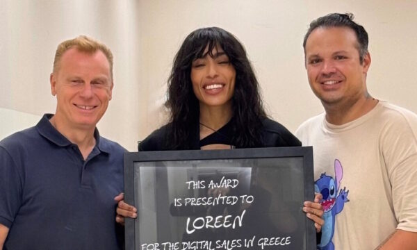 Loreen: Η βράβευση για τις πωλήσεις στην Ελλάδα και η έκπληξή της με τη… φέτα