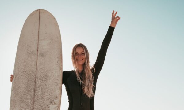 Beach Waves: Το προϊόν που θα σου δώσει το στυλ των κοριτσιών της Καλιφόρνιας