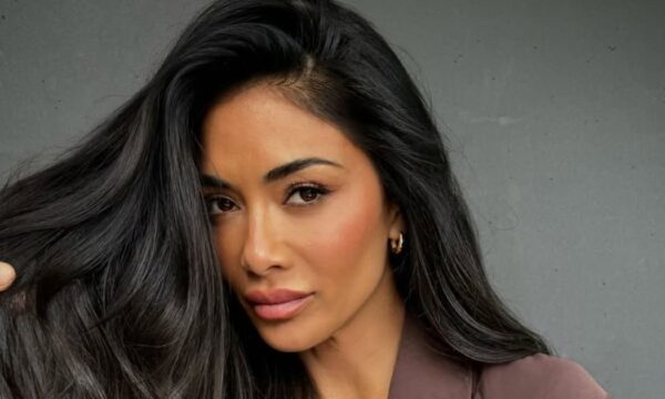 Νicole Scherzinger: Υιοθέτησε το απόλυτο κομψό minimal beauty look για το καλοκαίρι!