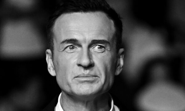 Πέθανε ο διάσημος πρωταγωνιστής του Nip/Tuck Julian McMahon, σε ηλικία 56 ετών